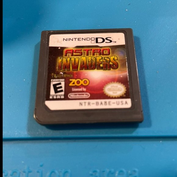 Astro Invaders for Nintendo DS- RARE - Picture 1 of 3